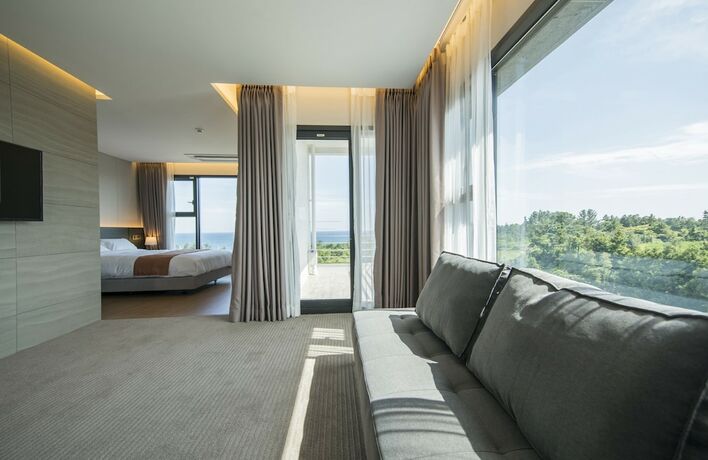 Imagen de la habitación del Hotel Grand Mer Jeju. Foto 35