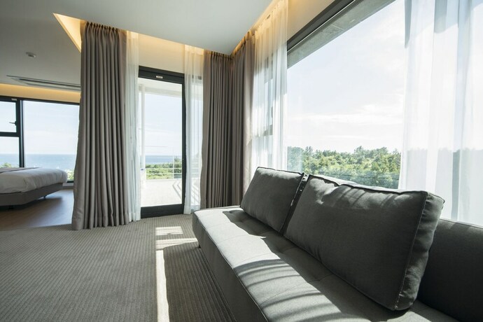 Imagen de la habitación del Hotel Grand Mer Jeju. Foto 37