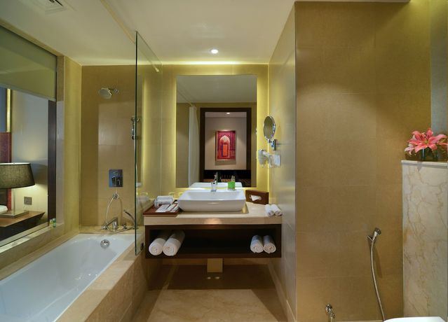 Imagen de la habitación del Hotel Grand Mercure Agra. Foto 11