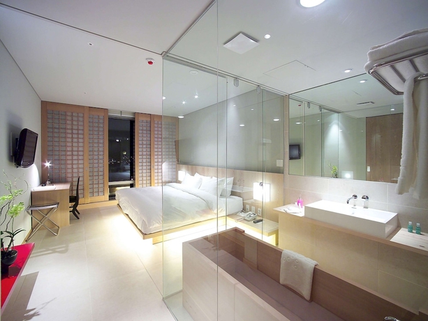 Imagen de la habitación del Hotel Grand Mercure Ambassador Changwon. Foto 6