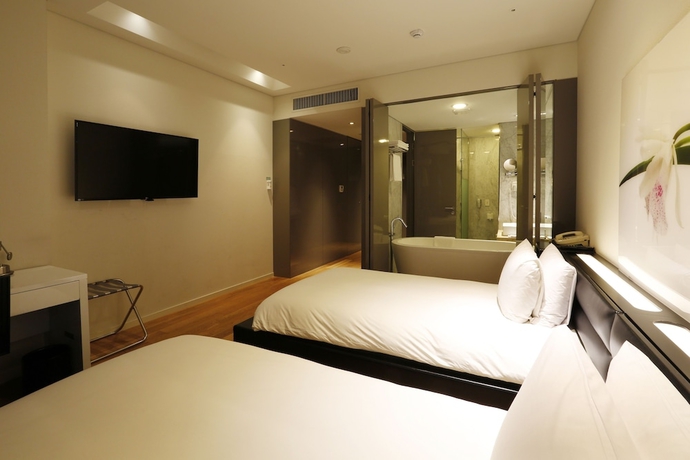 Imagen de la habitación del Hotel Grand Mercure Ambassador Changwon. Foto 17