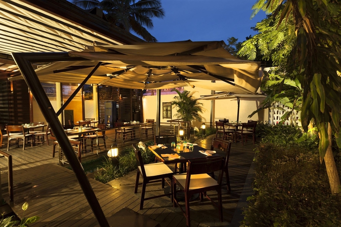 Imagen del bar/restaurante del Hotel Grand Mercure Bangalore. Foto 1