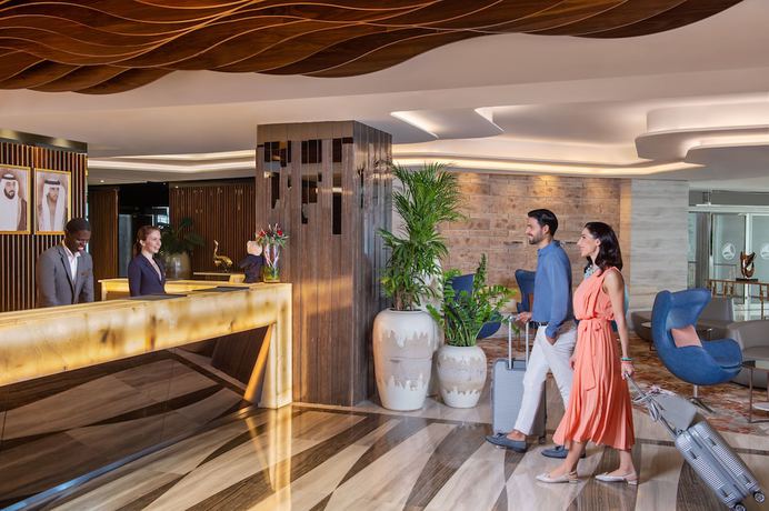 Imagen de los interiores del Hotel Grand Mercure Business Bay. Foto 18