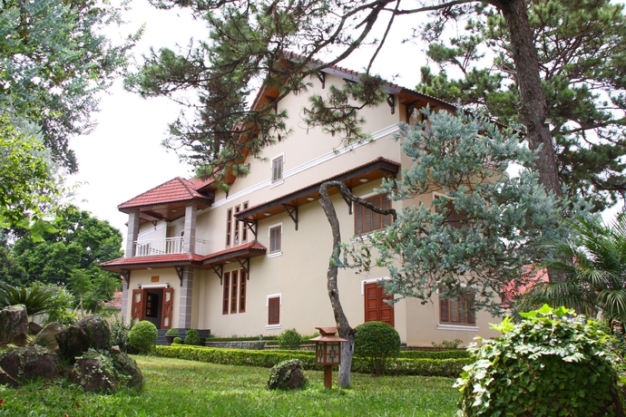 Imagen de los exteriores del Hotel Grand Mercure Dalat. Foto 14