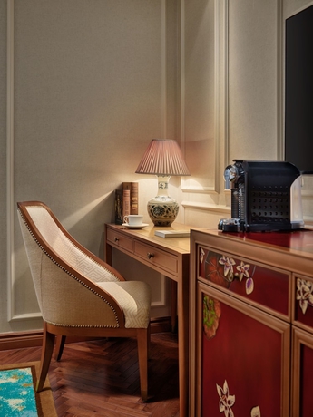 Imagen de la habitación del Hotel Grand Mercure Hanoi. Foto 7