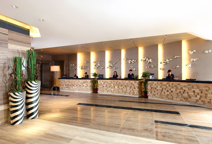 Imagen de los interiores del Hotel Grand Mercure Jinan Sunshine. Foto 16