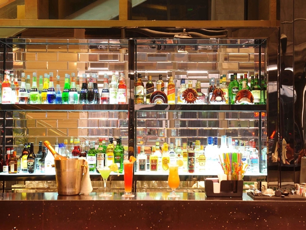 Imagen del bar/restaurante del Hotel Grand Mercure Jinan Sunshine. Foto 3