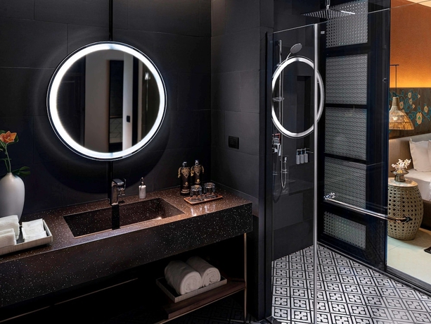 Imagen de la habitación del Hotel Grand Mercure Khao Lak Bangsak. Foto 9