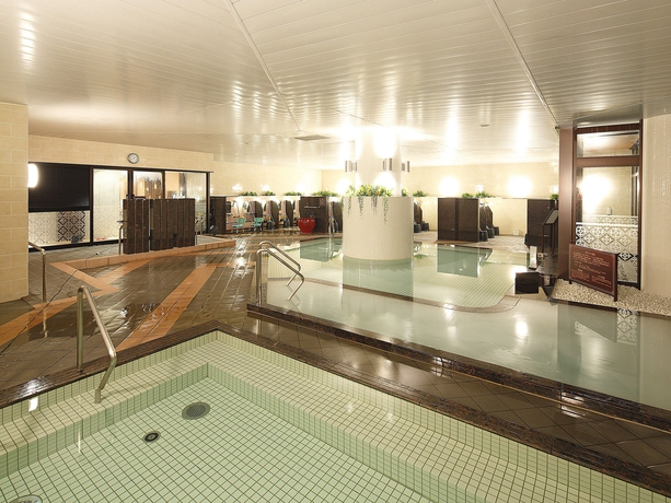Imagen de la piscina del Hotel Grand Mercure Lake Hamana Resort & Spa. Foto 12
