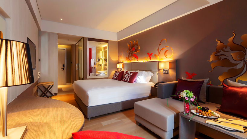 Imagen de la habitación del Hotel Grand Mercure Phuket Patong. Foto 4