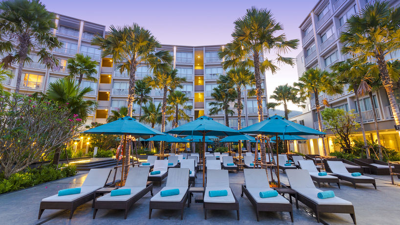 Imagen de los exteriores del Hotel Grand Mercure Phuket Patong. Foto 7