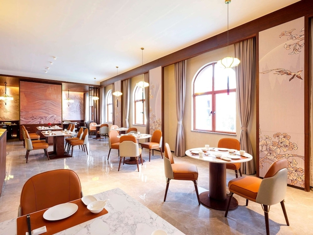Imagen del bar/restaurante del Hotel Grand Mercure Pingxiang Kaiguang. Foto 3