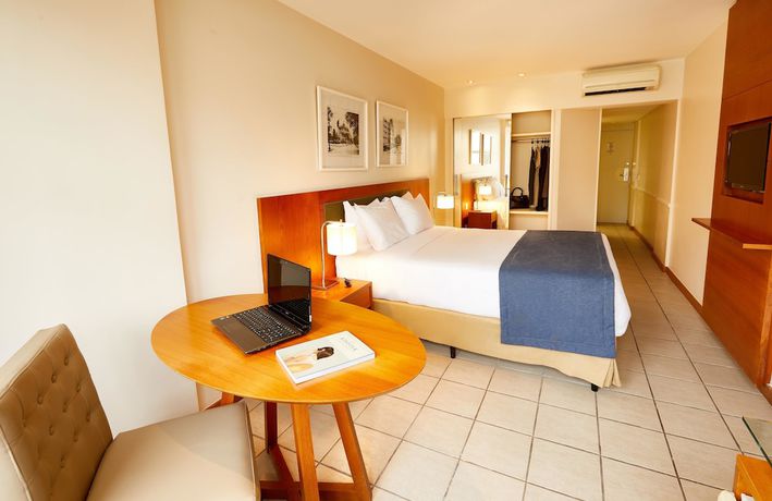 Imagen de la habitación del Hotel Grand Mercure Rio De Janeiro Copacabana. Foto 18