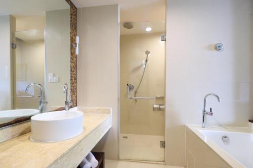 Imagen general del Hotel Grand Mercure Sanya Yalong Bay. Foto 4