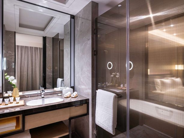 Imagen de la habitación del Hotel Grand Mercure Shanghai Lingang. Foto 8