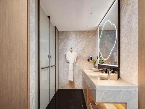 Imagen general del Hotel Grand Mercure Shenzhen Guangming. Foto 4