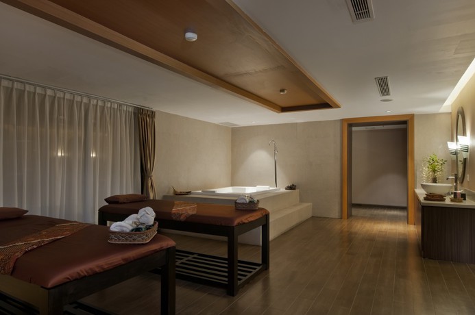 Imagen de los interiores del Hotel Grand Mercure Solo Baru. Foto 21
