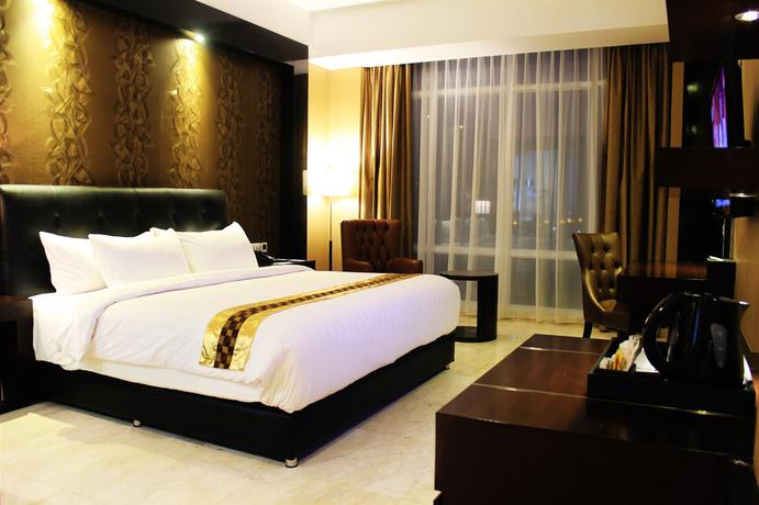 Imagen de la habitación del Hotel Grand Mercure Solo Baru. Foto 11