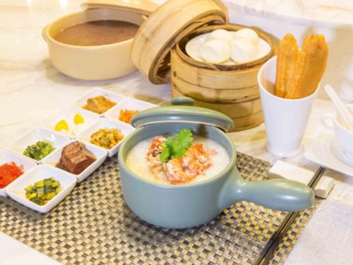 Imagen general del Hotel Grand Mercure Urumqi Hualing. Foto 3