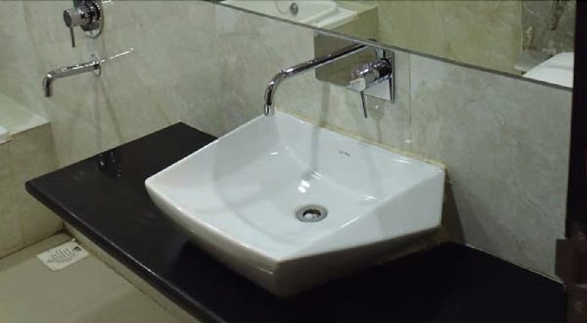 Imagen de la habitación del Hotel Grand Meridian. Foto 9