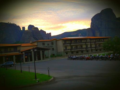 Imagen general del Hotel Grand Meteora. Foto 1