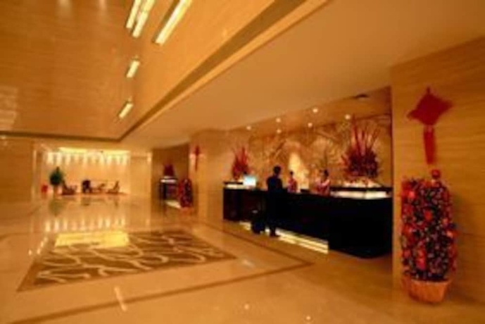 Imagen de los interiores del Hotel Grand Metropark Chongqing. Foto 12