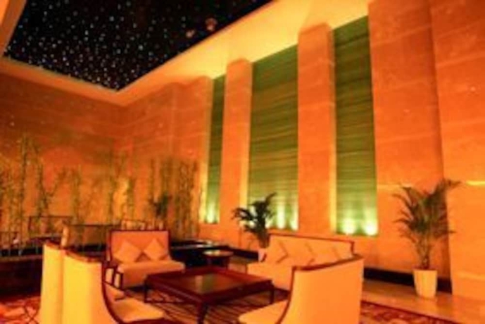 Imagen del bar/restaurante del Hotel Grand Metropark Chongqing, Yubei. Foto 6