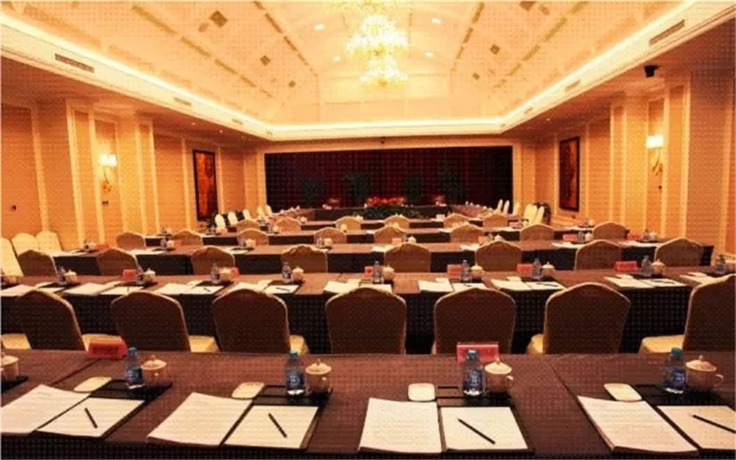 Imagen de los interiores del Hotel Grand Metropark Guofeng Tangshan. Foto 19