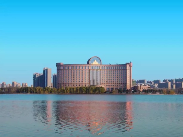Imagen general del Hotel Grand Metropark Guofeng Tangshan. Foto 1
