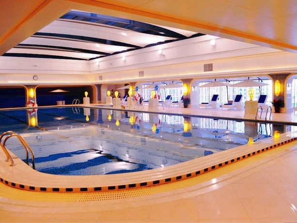 Imagen de la piscina del Hotel Grand Metropark Northyoker Shenyang. Foto 15