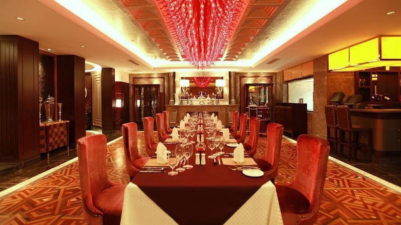 Imagen del bar/restaurante del Hotel Grand Metropark Northyoker Shenyang. Foto 2