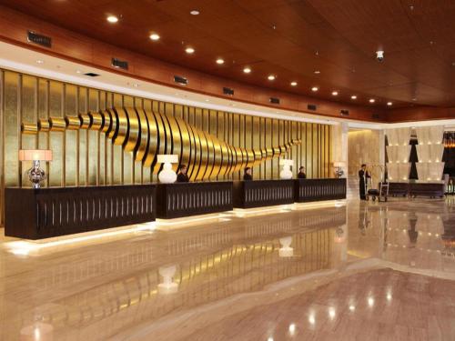 Imagen general del Hotel Grand Metropark Qingdao. Foto 2