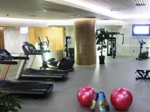 Imagen general del Hotel Grand Metropark Qingdao. Foto 13