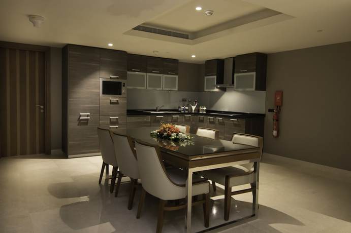 Imagen de la habitación del Hotel Grand Millennium Muscat. Foto 14