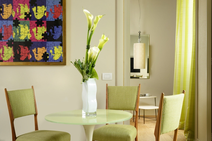 Imagen de la habitación del Hotel Grand Minerva. Foto 13