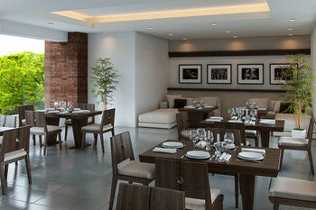 Imagen de la habitación del Hotel Grand Mirah Boutique. Foto 8