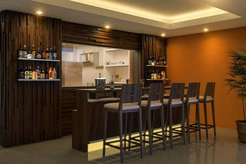 Imagen de la habitación del Hotel Grand Mirah Boutique. Foto 10