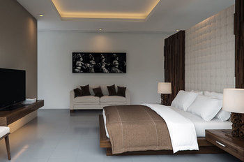 Imagen de la piscina del Hotel Grand Mirah Boutique. Foto 14