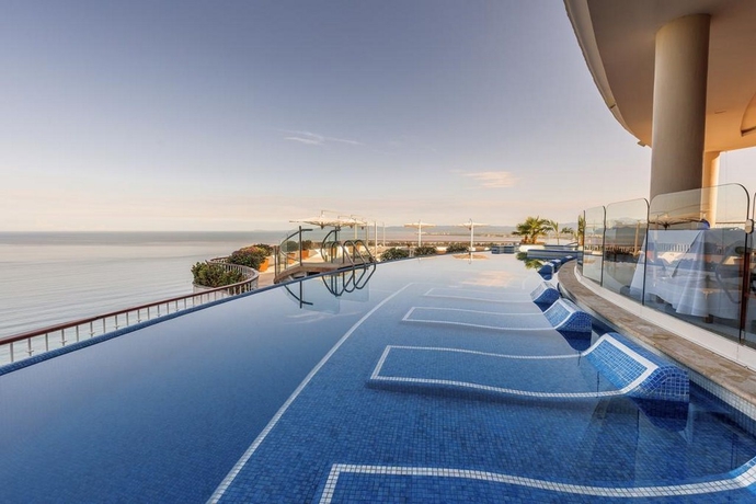 Imagen general del Hotel Grand Miramar All Luxury Suites and Residences. Foto 8