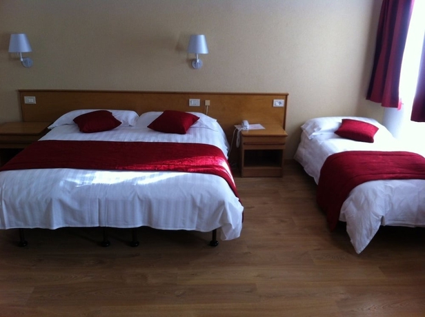 Imagen de la habitación del Hotel Grand Miramonti. Foto 2