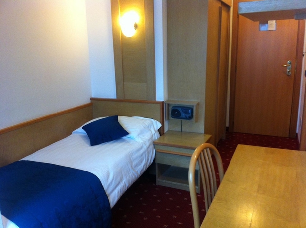 Imagen de la habitación del Hotel Grand Miramonti. Foto 3