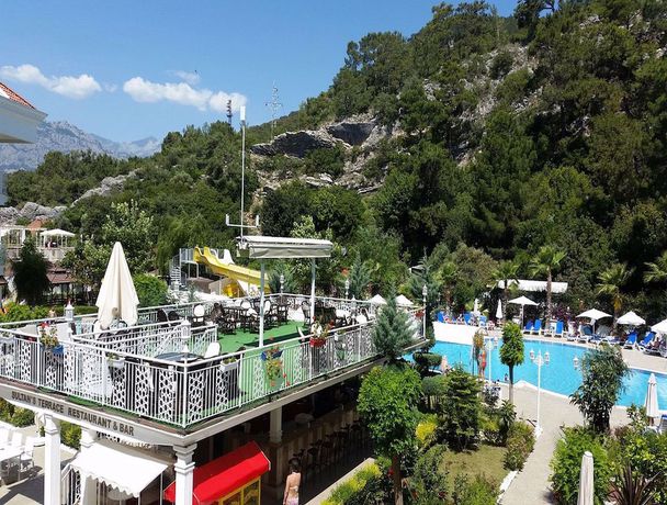 Imagen de la piscina del Hotel Grand Mir'amor - Ultra All Inclusive. Foto 18