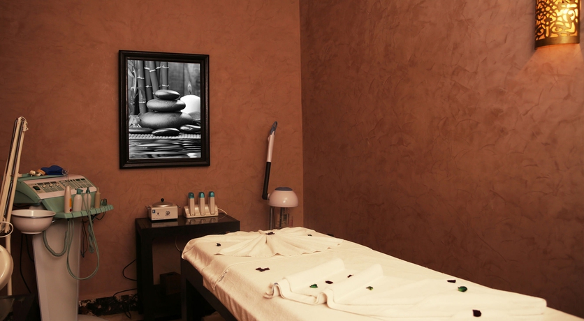 Imagen de los interiores del Hotel Grand Mogador Sea View. Foto 9