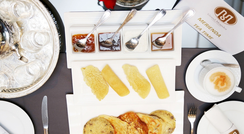 Imagen del bar/restaurante del Hotel Grand Mogador Sea View. Foto 5