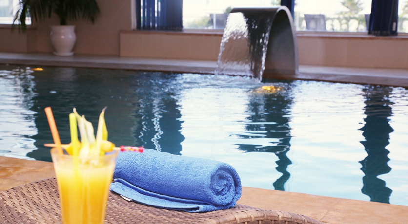 Imagen de la piscina del Hotel Grand Mogador Sea View. Foto 15