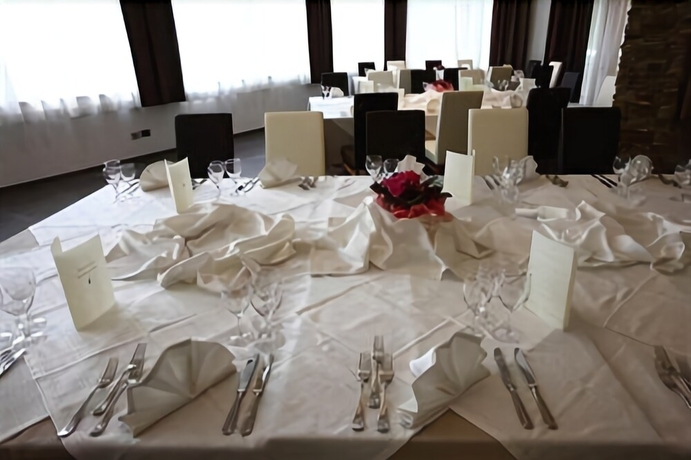 Imagen de los interiores del Hotel Grand Molveno. Foto 16