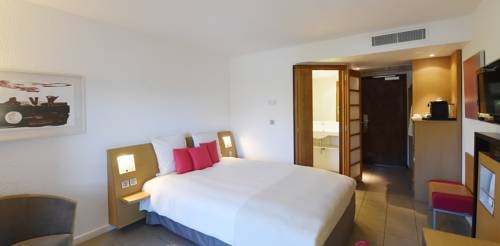 Imagen de la habitación del Hotel Grand Montabo. Foto 8