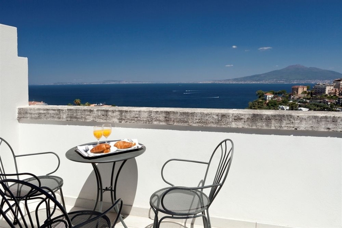 Imagen de los exteriores del Hotel Grand Moon Valley. Foto 6