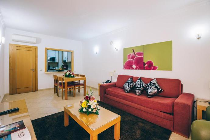 Imagen general del Hotel Grand Muthu Forte Do Vale. Foto 17