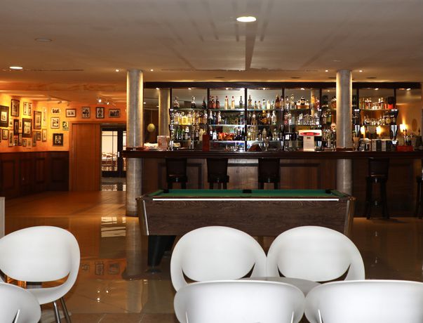 Imagen general del Hotel Grand Muthu Golf Plaza Hotel and Spa. Foto 9